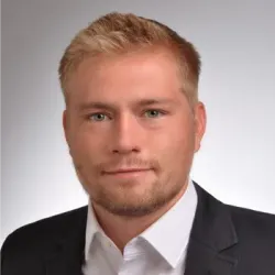 Porträt von Niklas Schneider (Mecklenburgische Versicherung)