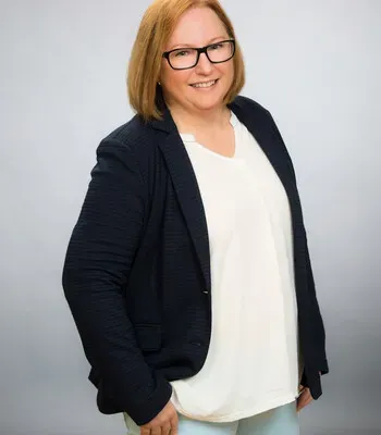 Porträt von Nina Christin Jordan (Mecklenburgische Versicherung) Porträt von Nina Christin Jordan (Mecklenburgische Versicherung)