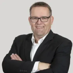 Porträt von Normen Schumacher (Mecklenburgische Versicherung)