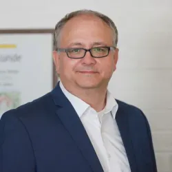 Porträt von Olaf Pankow (Mecklenburgische Versicherung)