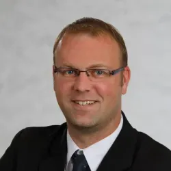 Porträt von Oliver Flock (Mecklenburgische Versicherung)