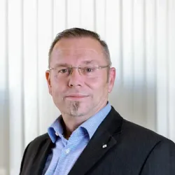 Porträt von Oliver Grundt (Mecklenburgische Versicherung)