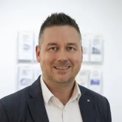 Porträt von Oliver Plate (Mecklenburgische Versicherung)