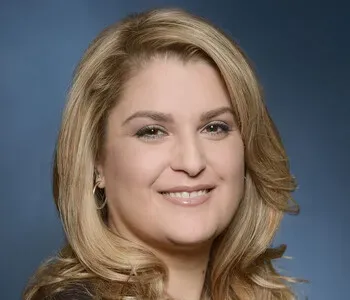 Porträt von Maria Giannaki (Mecklenburgische Versicherung) Porträt von Maria Giannaki (Mecklenburgische Versicherung)