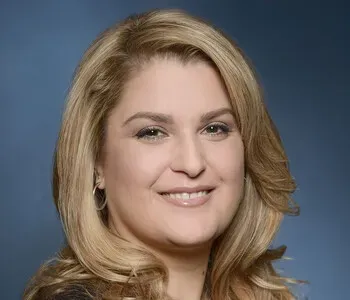 Porträt von Maria Giannaki (Mecklenburgische Versicherung) Porträt von Maria Giannaki (Mecklenburgische Versicherung)