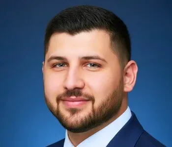 Porträt von Julius Aydin (Mecklenburgische Versicherung) Porträt von Julius Aydin (Mecklenburgische Versicherung)