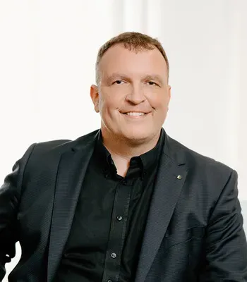 Porträt von Ralf Burgold (Mecklenburgische Versicherung) Porträt von Ralf Burgold (Mecklenburgische Versicherung)