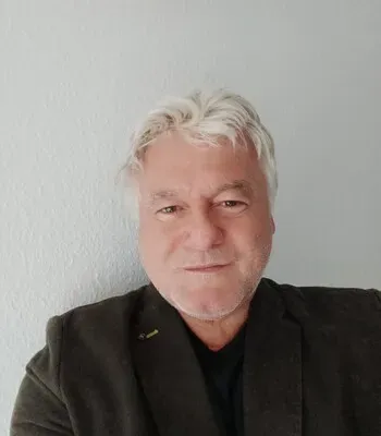 Porträt von Ralf Ringies (Mecklenburgische Versicherung) Porträt von Ralf Ringies (Mecklenburgische Versicherung)