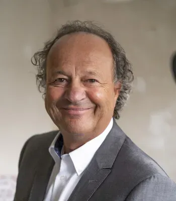 Porträt von Ralph Schmauder (Mecklenburgische Versicherung)