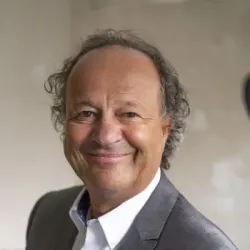 Porträt von Ralph Schmauder (Mecklenburgische Versicherung)