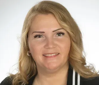 Porträt von Mandy Bentin (Mecklenburgische Versicherung)