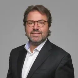 Porträt von Robert Hinze (Mecklenburgische Versicherung)