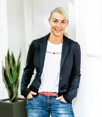 Porträt von Sabine Höfler (Mecklenburgische Versicherung) Porträt von Sabine Höfler (Mecklenburgische Versicherung)