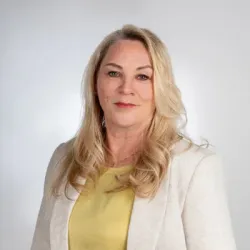 Porträt von Sabine Müller (Mecklenburgische Versicherung)