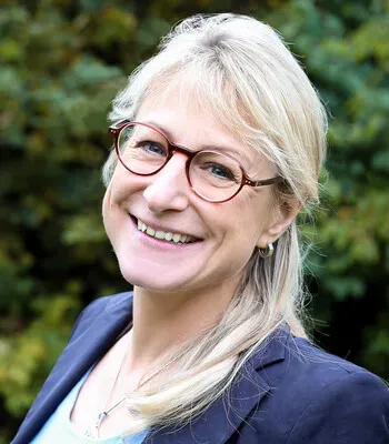 Porträt von Sabine Schultheiß (Mecklenburgische Versicherung)