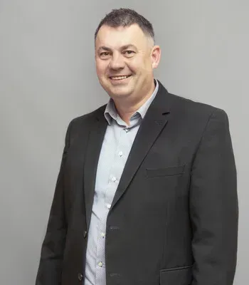 Porträt von Sandro Kahl (Mecklenburgische Versicherung) Porträt von Sandro Kahl (Mecklenburgische Versicherung)