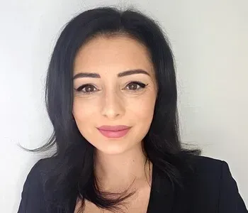 Porträt von Stefania Cammarota (Mecklenburgische Versicherung) Porträt von Stefania Cammarota (Mecklenburgische Versicherung)