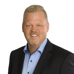 Porträt von Sascha Klees (Mecklenburgische Versicherung)