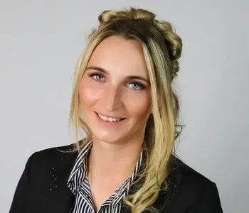 Porträt von Laura Frölich (Mecklenburgische Versicherung)