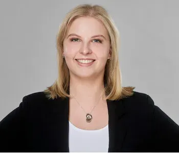 Porträt von Lea-Sophie Pompl (Mecklenburgische Versicherung) Porträt von Lea-Sophie Pompl (Mecklenburgische Versicherung)