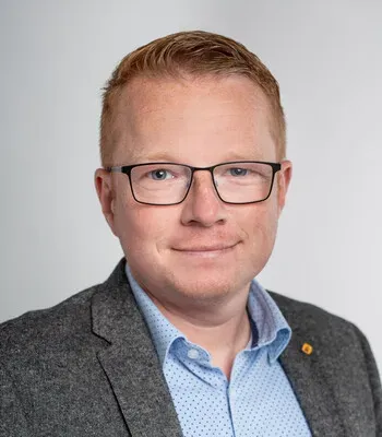 Porträt von Sebastian Strecker (Mecklenburgische Versicherung) Porträt von Sebastian Strecker (Mecklenburgische Versicherung)