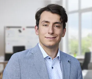 Porträt von Maxim Sehan (Mecklenburgische Versicherung)