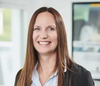 Porträt von Yvonne Fina (Mecklenburgische Versicherung)