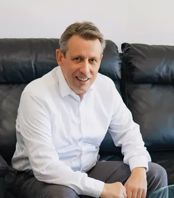 Porträt von Stefan Oemke (Mecklenburgische Versicherung)