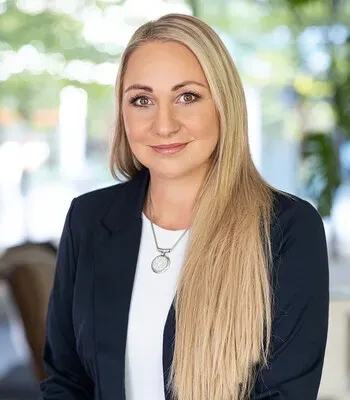 Porträt von Stefanie Sulze (Mecklenburgische Versicherung)