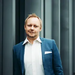 Porträt von Sven Pichowsky (Mecklenburgische Versicherung)