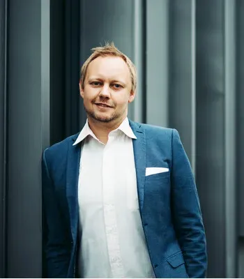 Porträt von Sven Pichowsky (Mecklenburgische Versicherung)