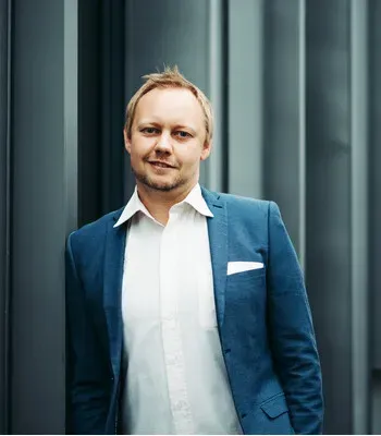 Porträt von Sven Pichowsky (Mecklenburgische Versicherung) Porträt von Sven Pichowsky (Mecklenburgische Versicherung)