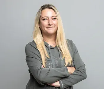 Porträt von Denise Fichtner (Mecklenburgische Versicherung)