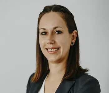 Porträt von Lisa Schumann (Mecklenburgische Versicherung)