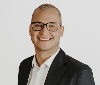 Porträt von Hannes Scheele (Mecklenburgische Versicherung) Porträt von Hannes Scheele (Mecklenburgische Versicherung)