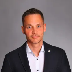 Porträt von Sven Schmidt (Mecklenburgische Versicherung)