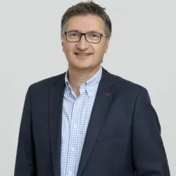 Porträt von Thomas Mäder (Mecklenburgische Versicherung)