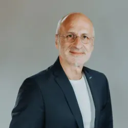 Porträt von Thomas Meyer (Mecklenburgische Versicherung)