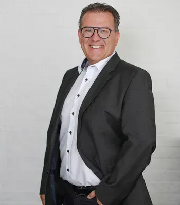 Porträt von Thomas Rimpl (Mecklenburgische Versicherung)