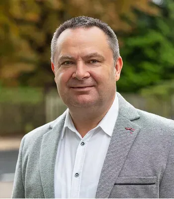 Porträt von Tino Hofsommer (Mecklenburgische Versicherung)