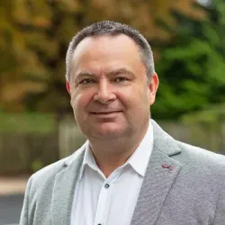 Porträt von Tino Hofsommer (Mecklenburgische Versicherung)