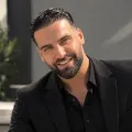Porträt von Tolga Akbaba (Mecklenburgische Versicherung)