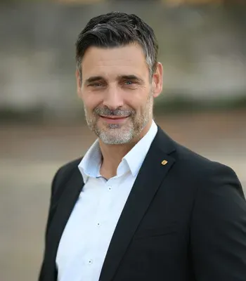 Porträt von Torsten Römer (Mecklenburgische Versicherung) Porträt von Torsten Römer (Mecklenburgische Versicherung)