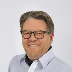 Porträt von Ulrich Lutter (Mecklenburgische Versicherung)