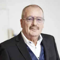 Porträt von Werner Römer (Mecklenburgische Versicherung)