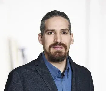 Porträt von Nicolas Bretz-Schüller (Mecklenburgische Versicherung)